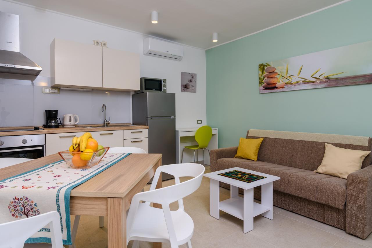 Apartmani Marko I Ana مارينا المظهر الخارجي الصورة