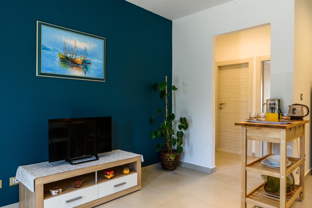Apartmani Marko I Ana مارينا المظهر الخارجي الصورة