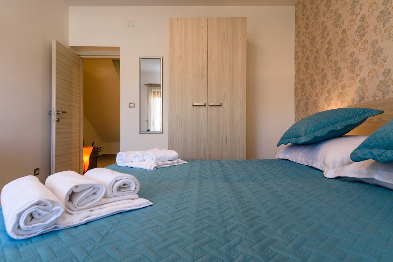 Apartmani Marko I Ana مارينا المظهر الخارجي الصورة