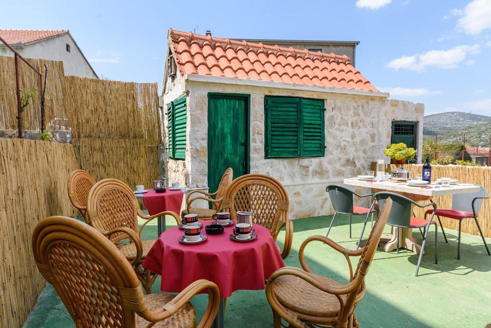 Apartmani Marko I Ana مارينا المظهر الخارجي الصورة